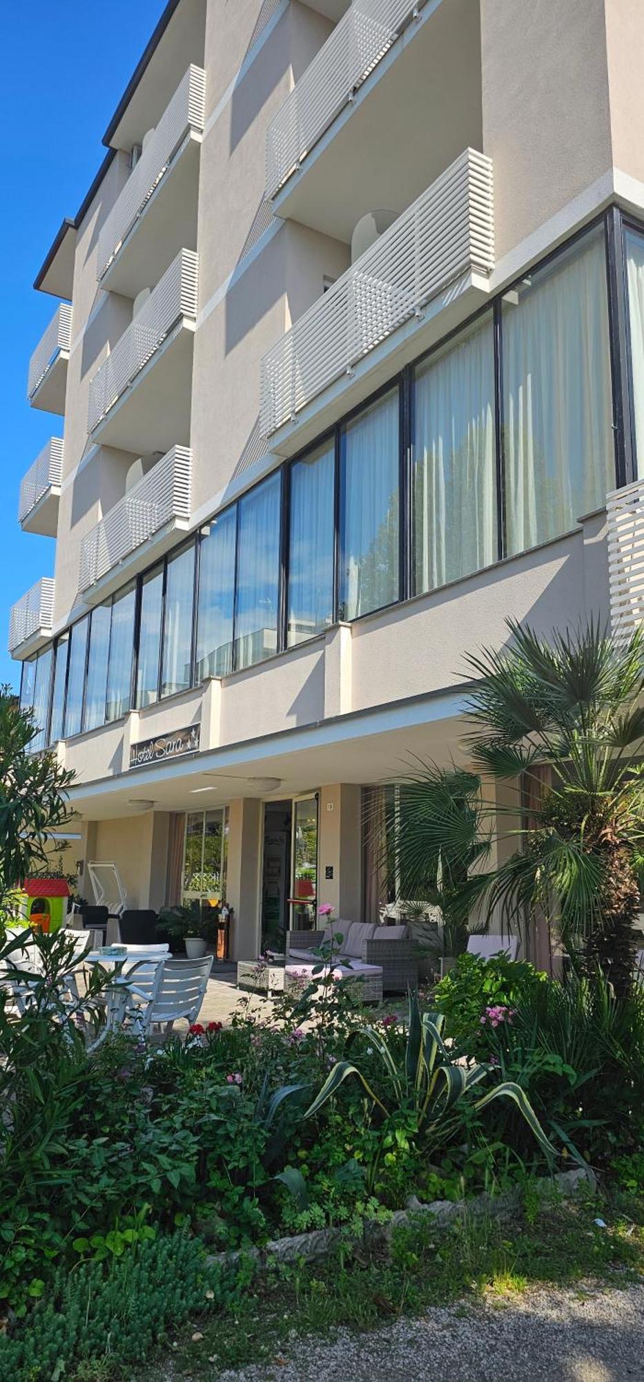 Hotel Sara*** Cesenatico Extérieur photo