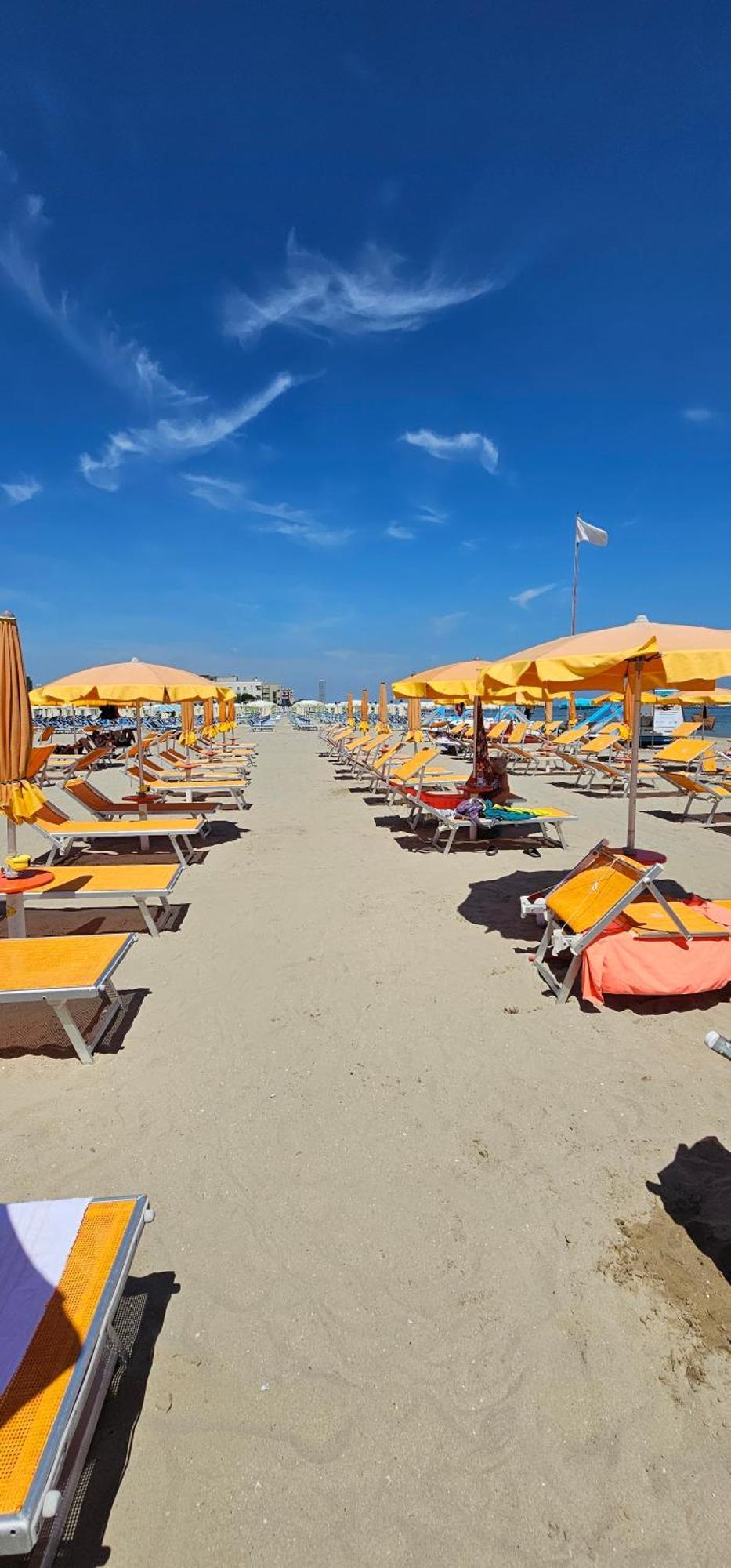 Hotel Sara*** Cesenatico Extérieur photo