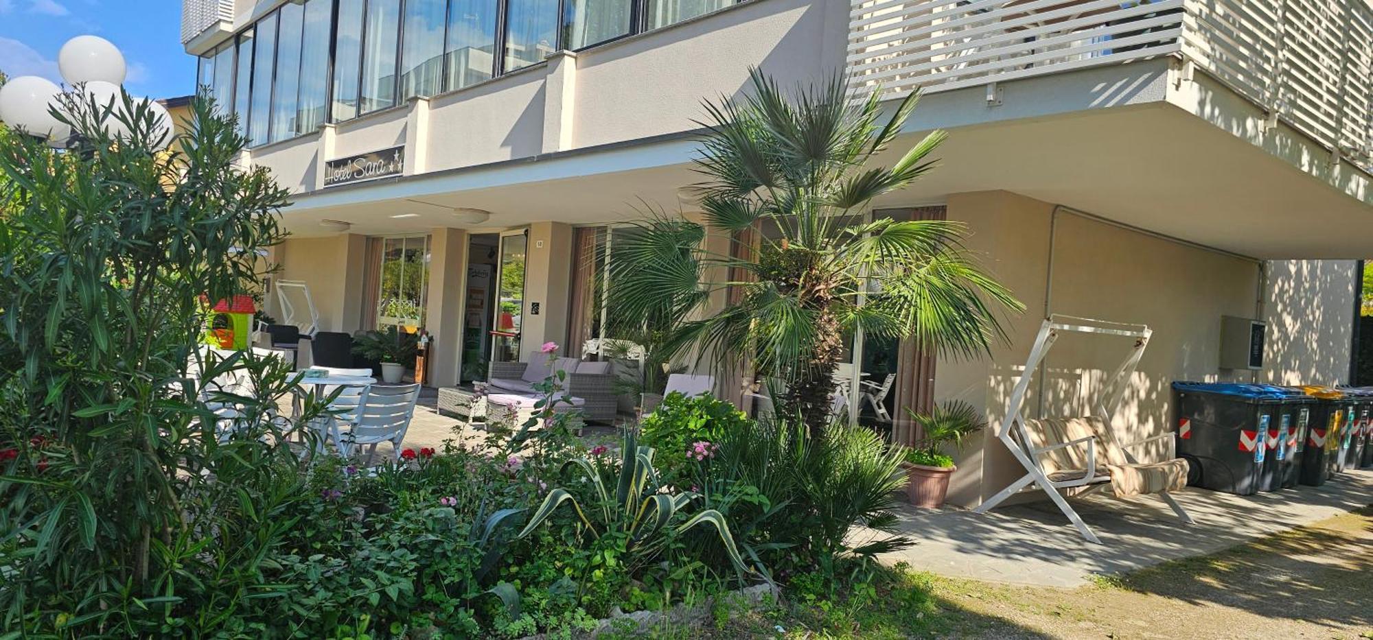 Hotel Sara*** Cesenatico Extérieur photo