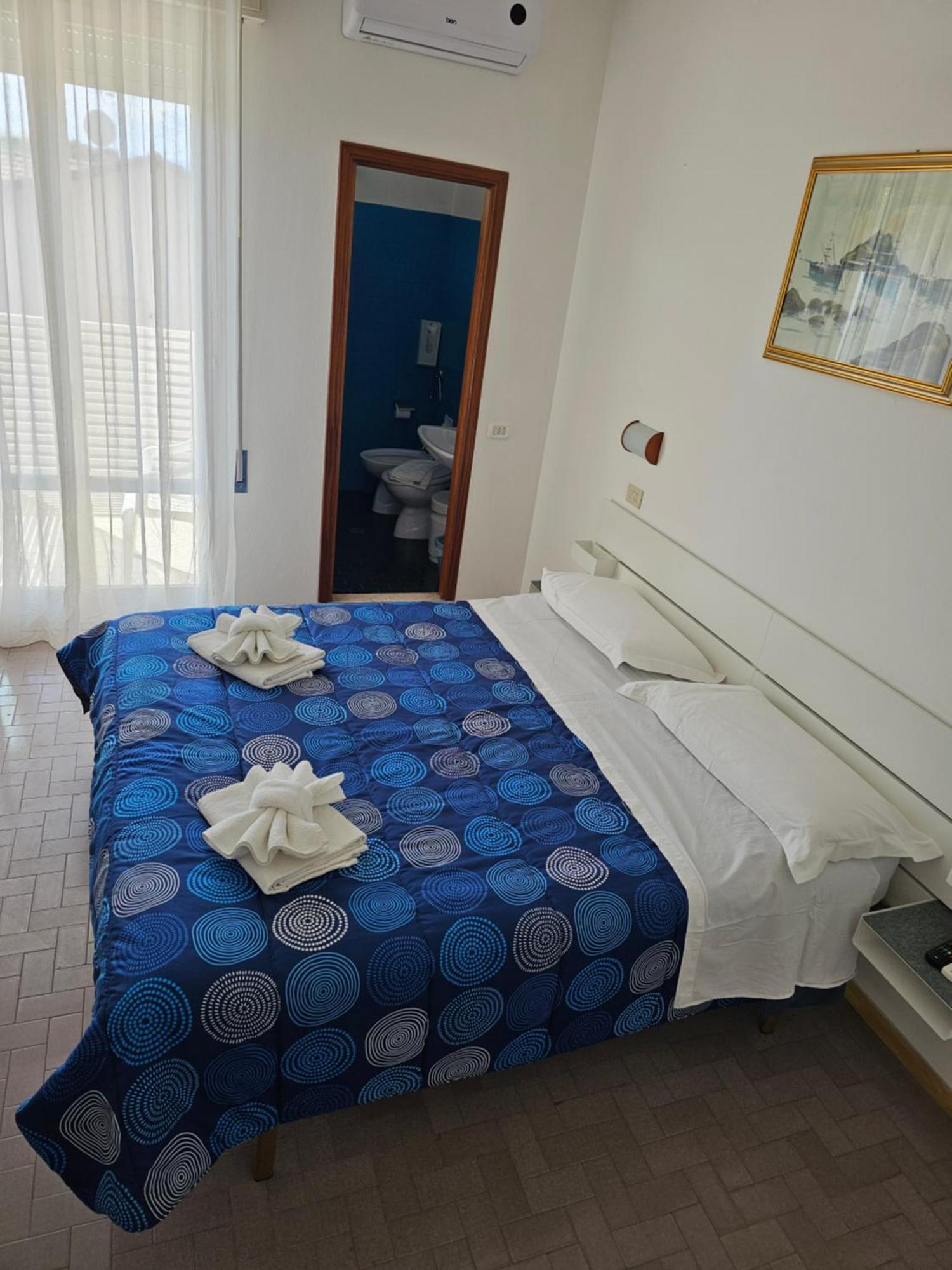 Hotel Sara*** Cesenatico Extérieur photo